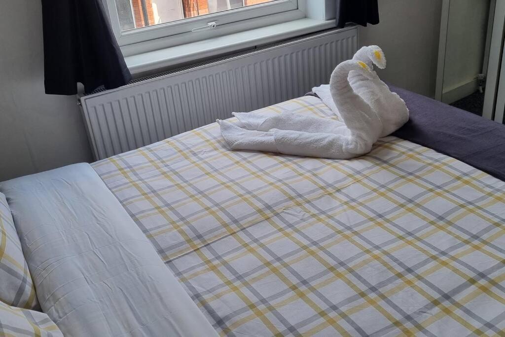 Your Home Away From Home. Leeds  Eksteriør billede