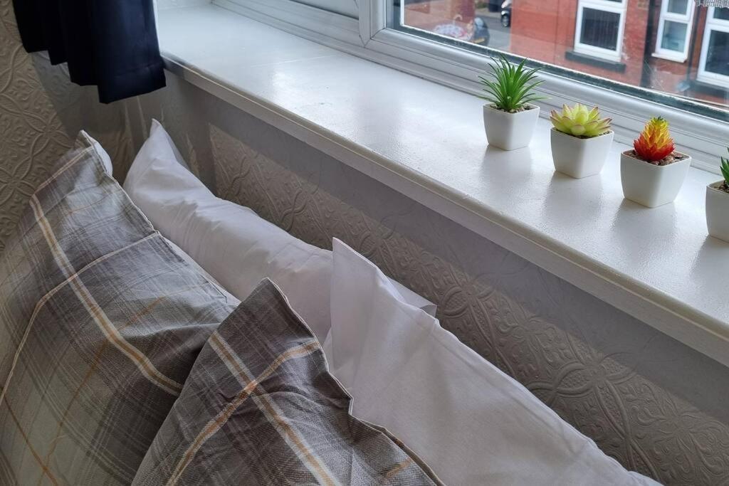 Your Home Away From Home. Leeds  Eksteriør billede